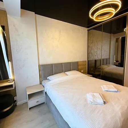 Sea View Luxury Retreat - Private Parking * Năvodari