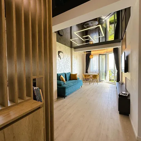 Sea View Luxury Retreat - Private Parking דירה *